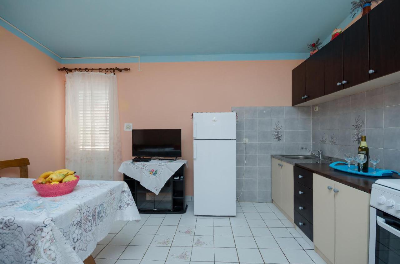 Apartment Marija Zdenko Lopar Eksteriør bilde